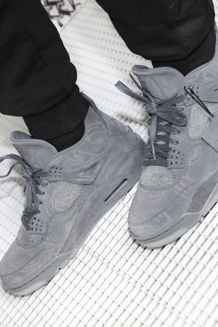 Jordan 4 - Kaws Grez