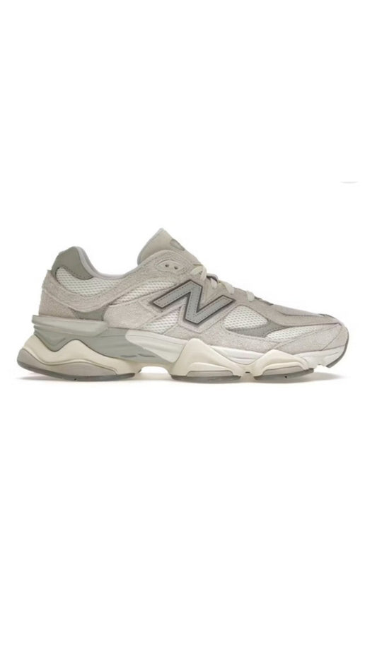 New Balance 9060 - Beige Fuzz