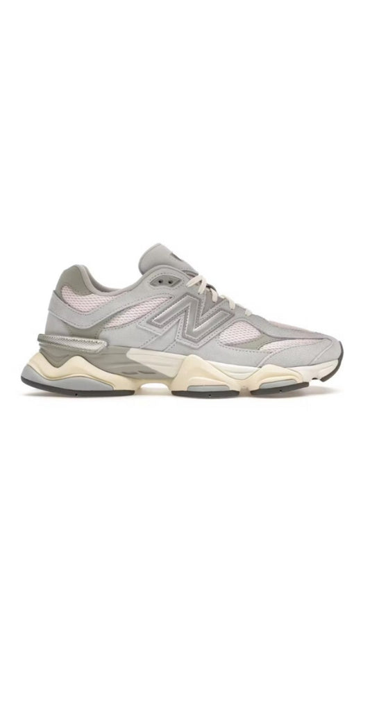 New Balance 9060 - Grey Light Pink