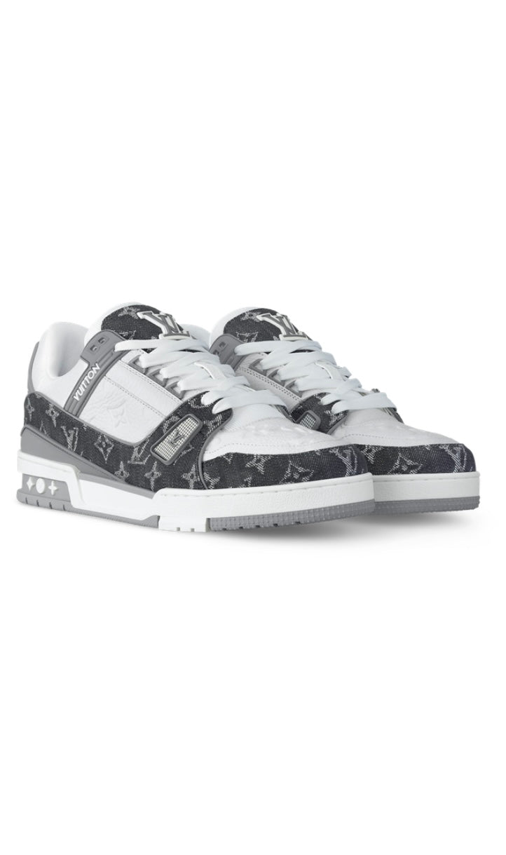 Louis Vuitton Trainer - White Grey