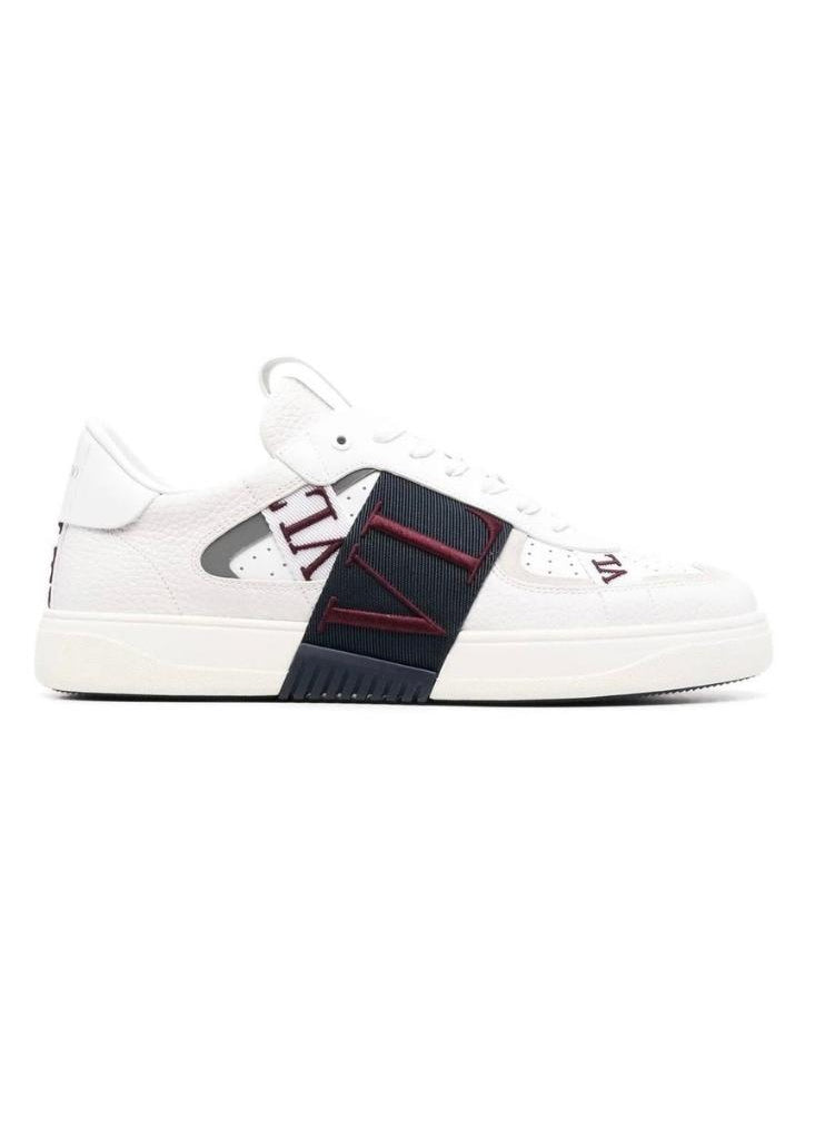 VL7N - Black and Red Letters